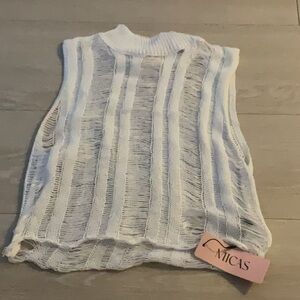 Micas White Sleeveless Knit Top